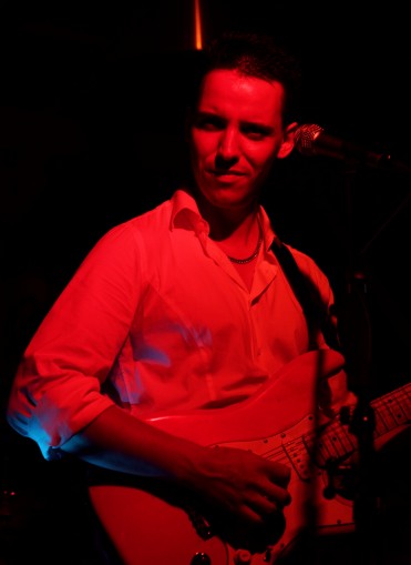 Helmut Scholz (Gitarre) Helmut Scholz (Gitarre)